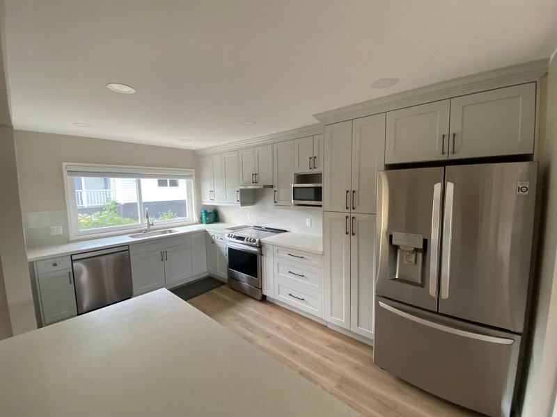 4785 Fairlawn Dr - Photo 2 of 9