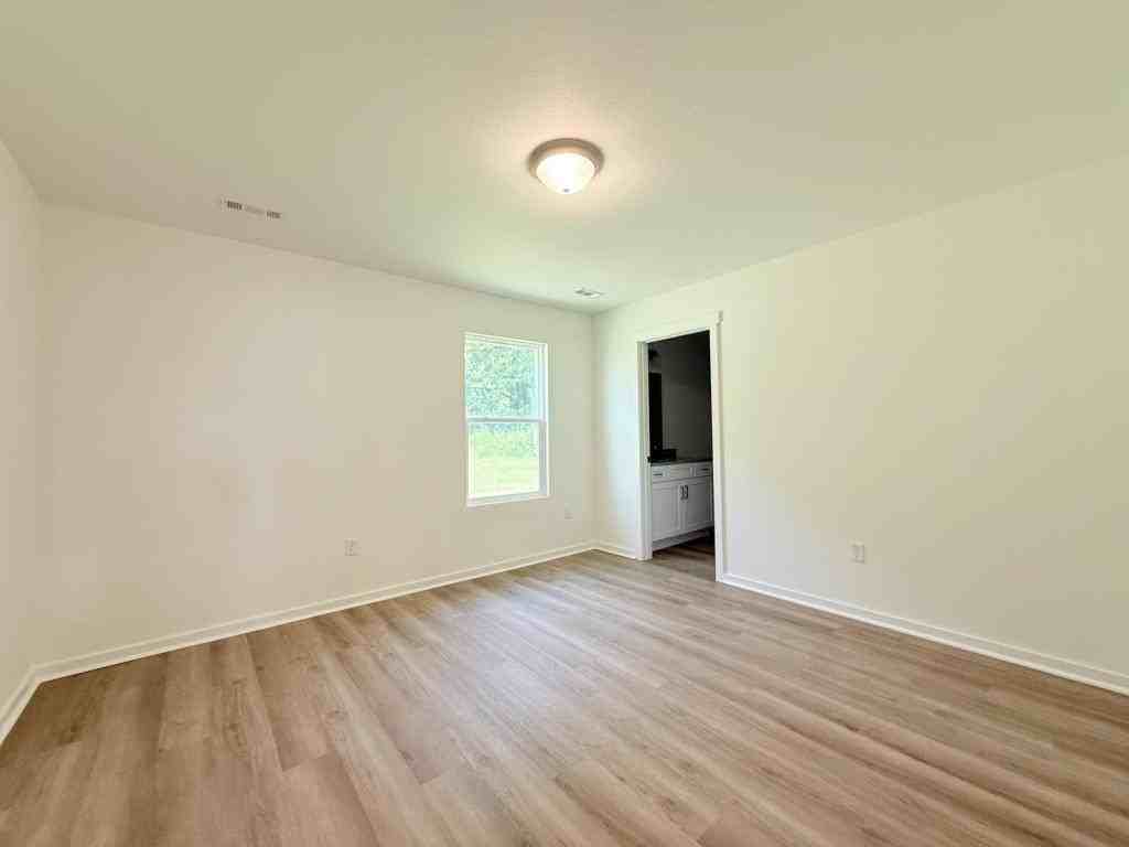 214 Eagle Edge Ave - Photo 3 of 25