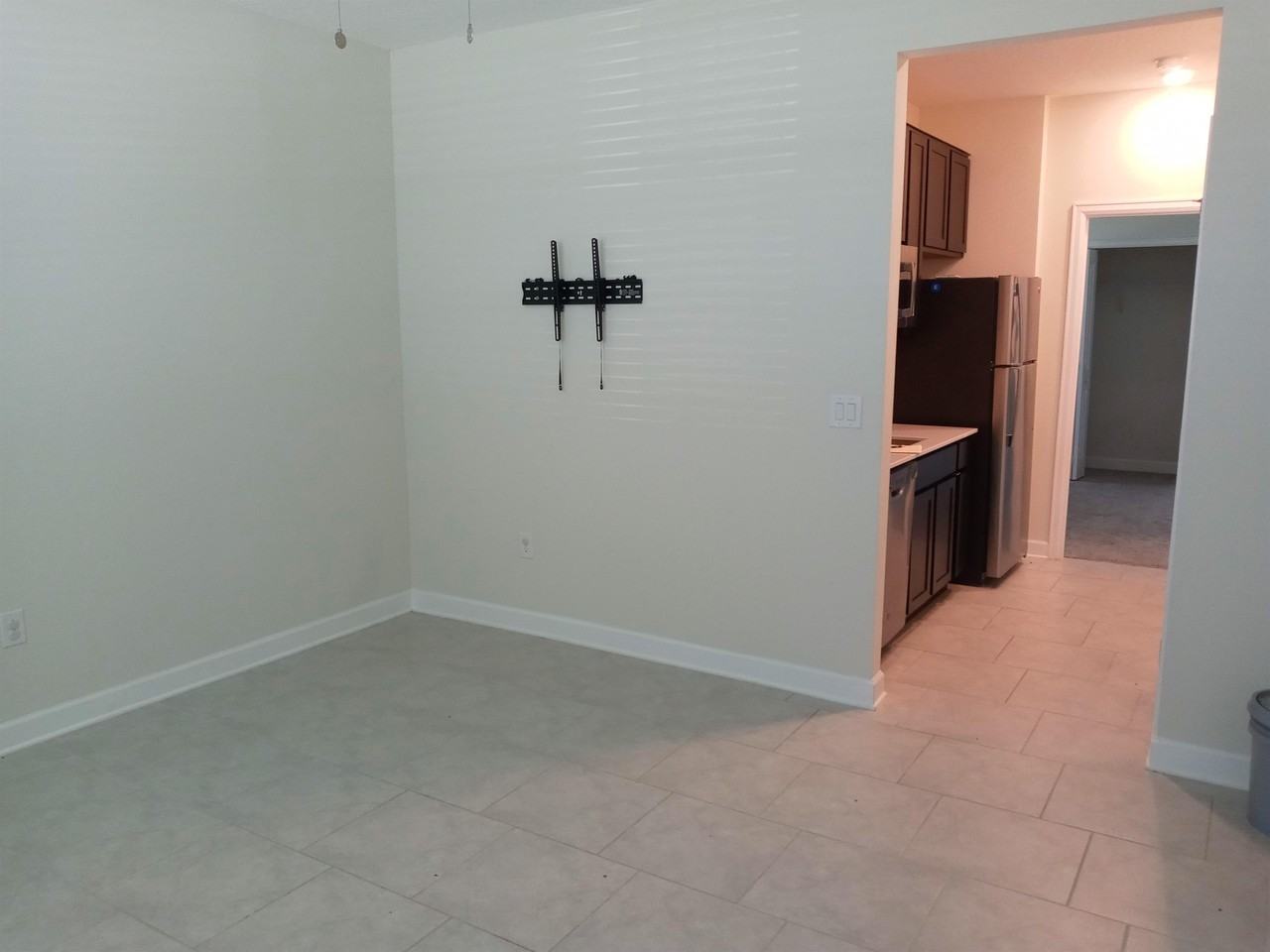 540 Andrea Circle South #B - Photo 3 of 8