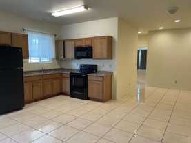 444 Kaulana St #C - Photo 1 of 1