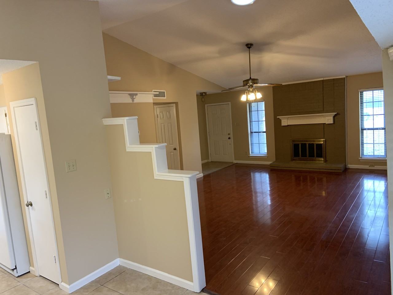 2501 Majestic Dr #NA - Photo 4 of 34