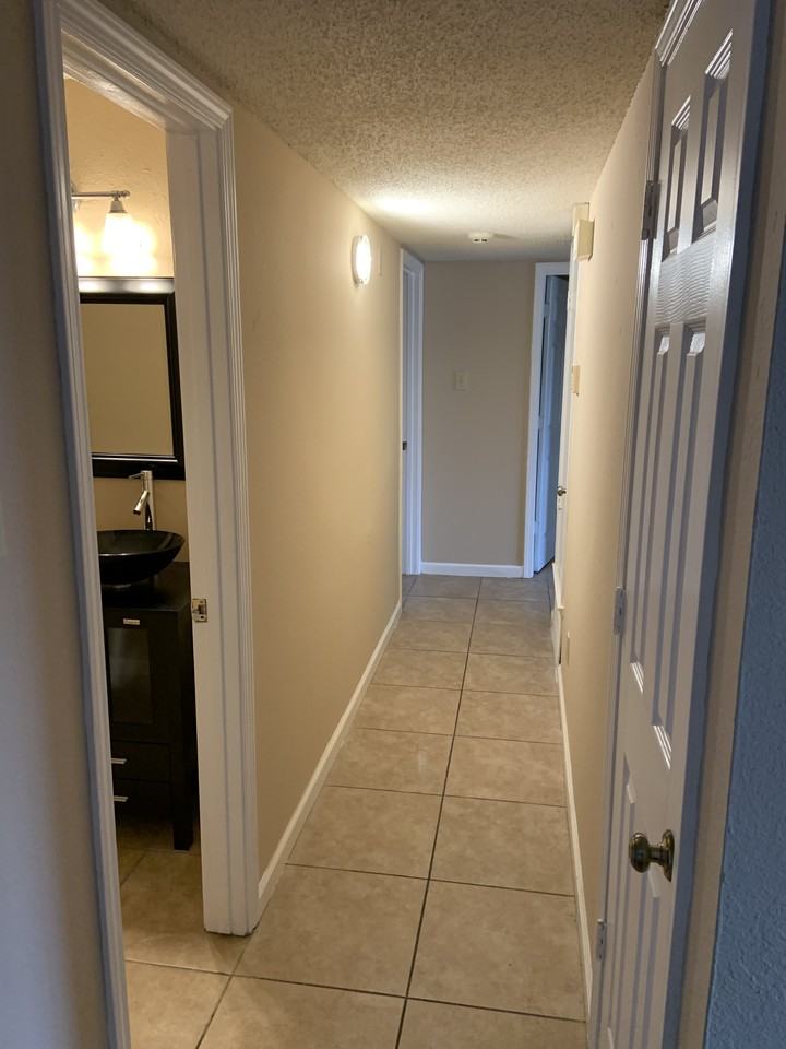 2501 Majestic Dr #NA - Photo 6 of 34