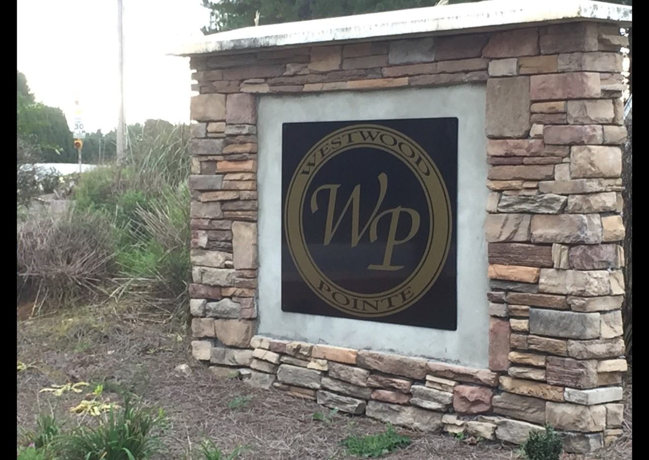 101 Saint James Ct #NA - Photo 2 of 28