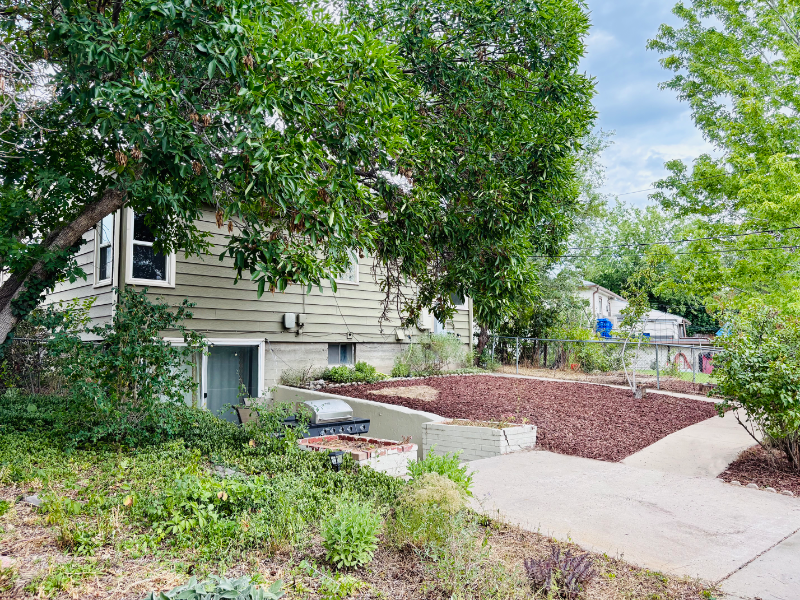 76 S Canosa Way - Photo 3 of 19