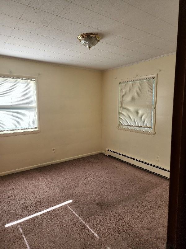 220 W Frank St - Photo 2 of 10