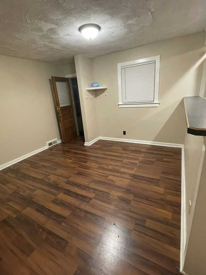 213 Garden City Drive, Unit 1 (3BR) - Photo 4 of 25