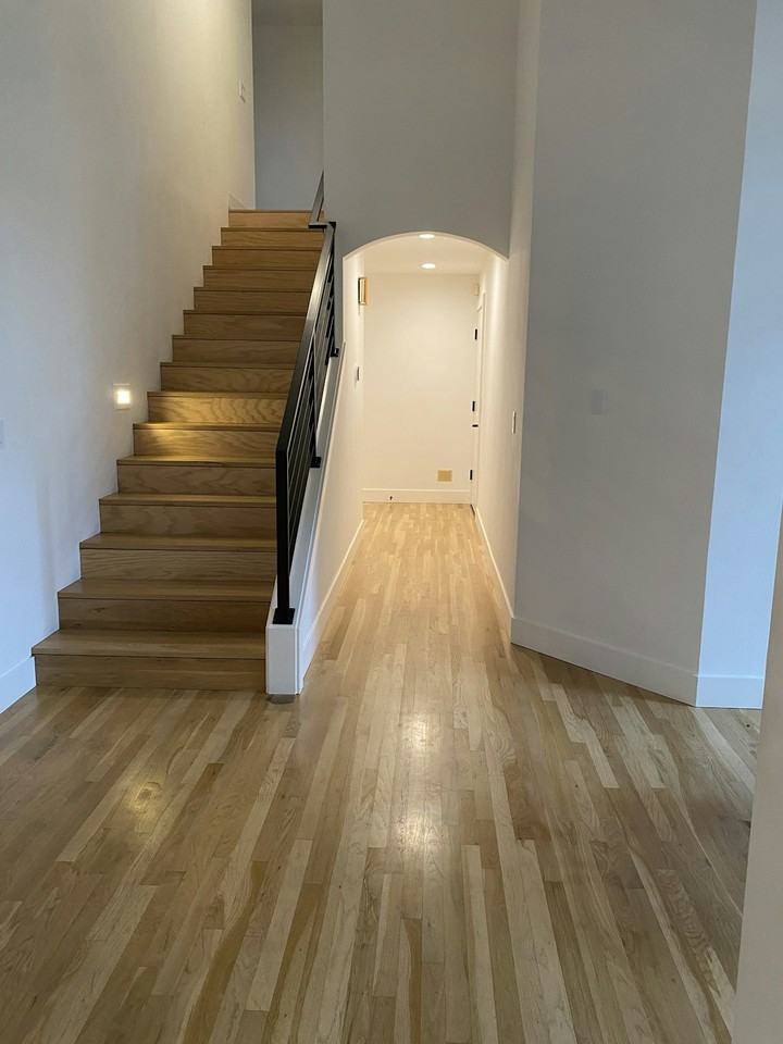 1010 Laurel St - Photo 2 of 26