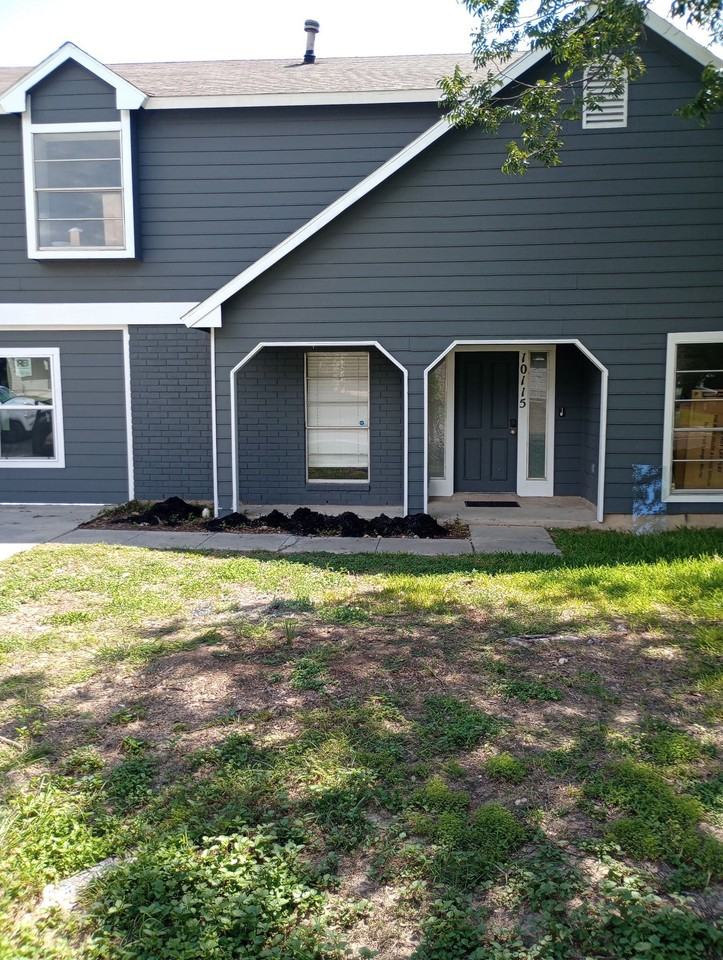 10115 Outlaw Bend - Photo 2 of 10