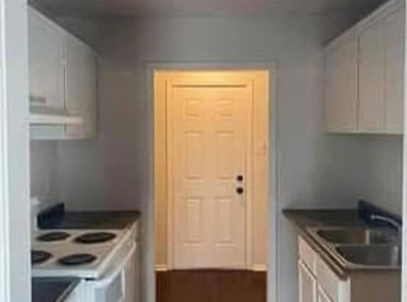 Village Park Apartments - Photo 2 of 4