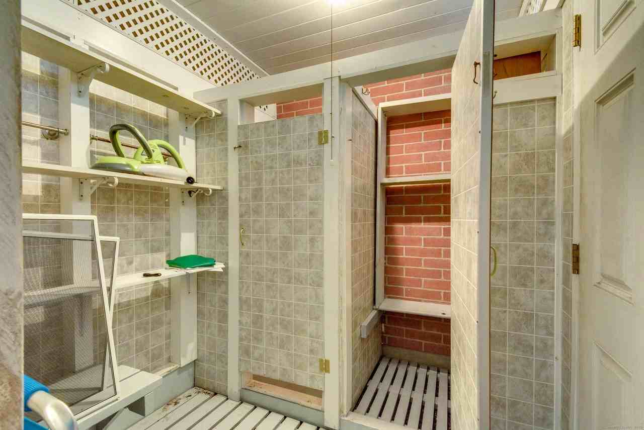 92 Grove Beach Rd S - Photo 6 of 29