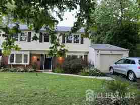 22 Hudson Pl - Photo 1 of 1