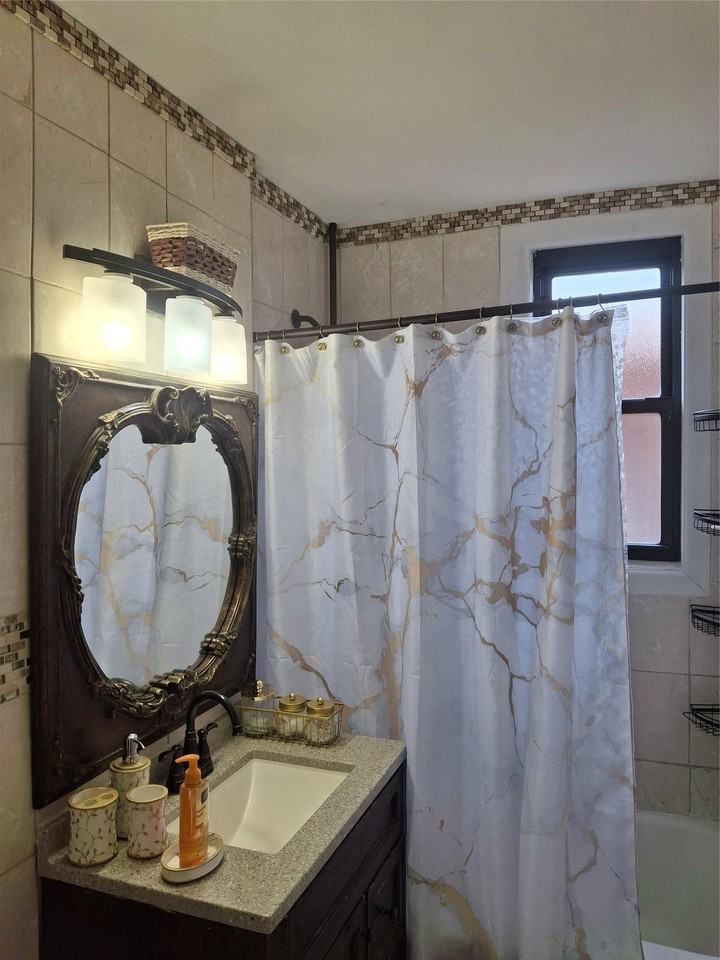 3231 Barker Ave #3C - Photo 2 of 4