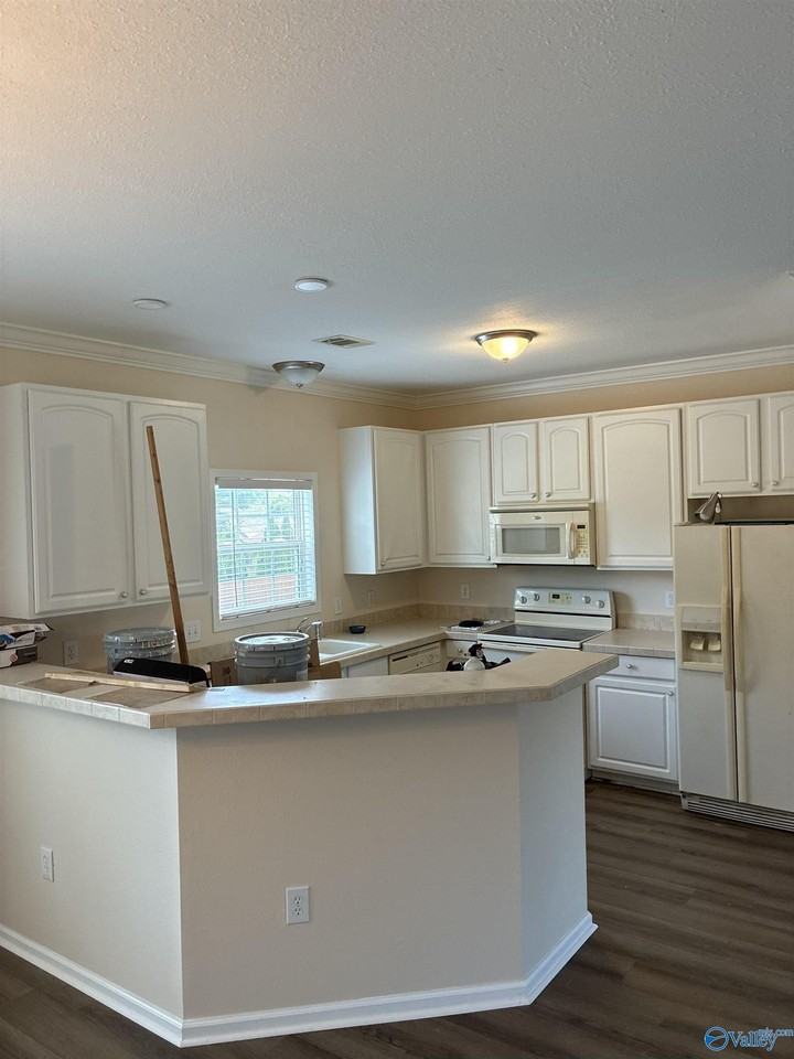 12001 Cagney Place - Photo 6 of 23