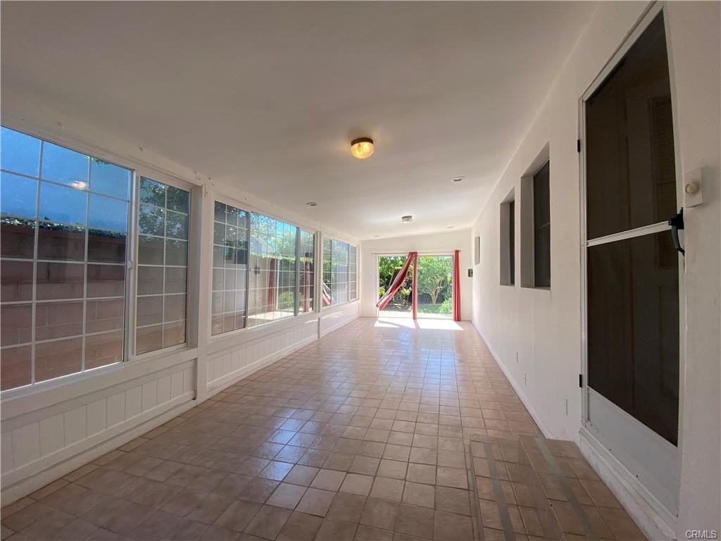 21601 Palos Verdes Blvd - Photo 2 of 8