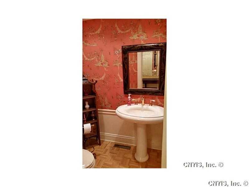 5989 Bay Hill Cir - Photo 3 of 25