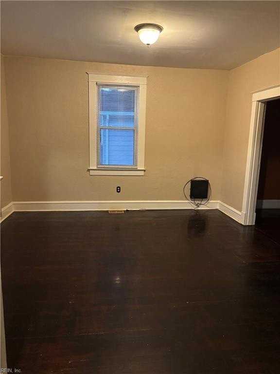 3611 Victoria Blvd - Photo 3 of 11