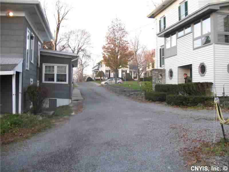 204 E Genesee St - Photo 2 of 23