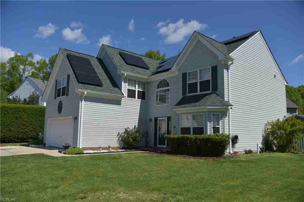 6703 Chambers Ln - Photo 2 of 33