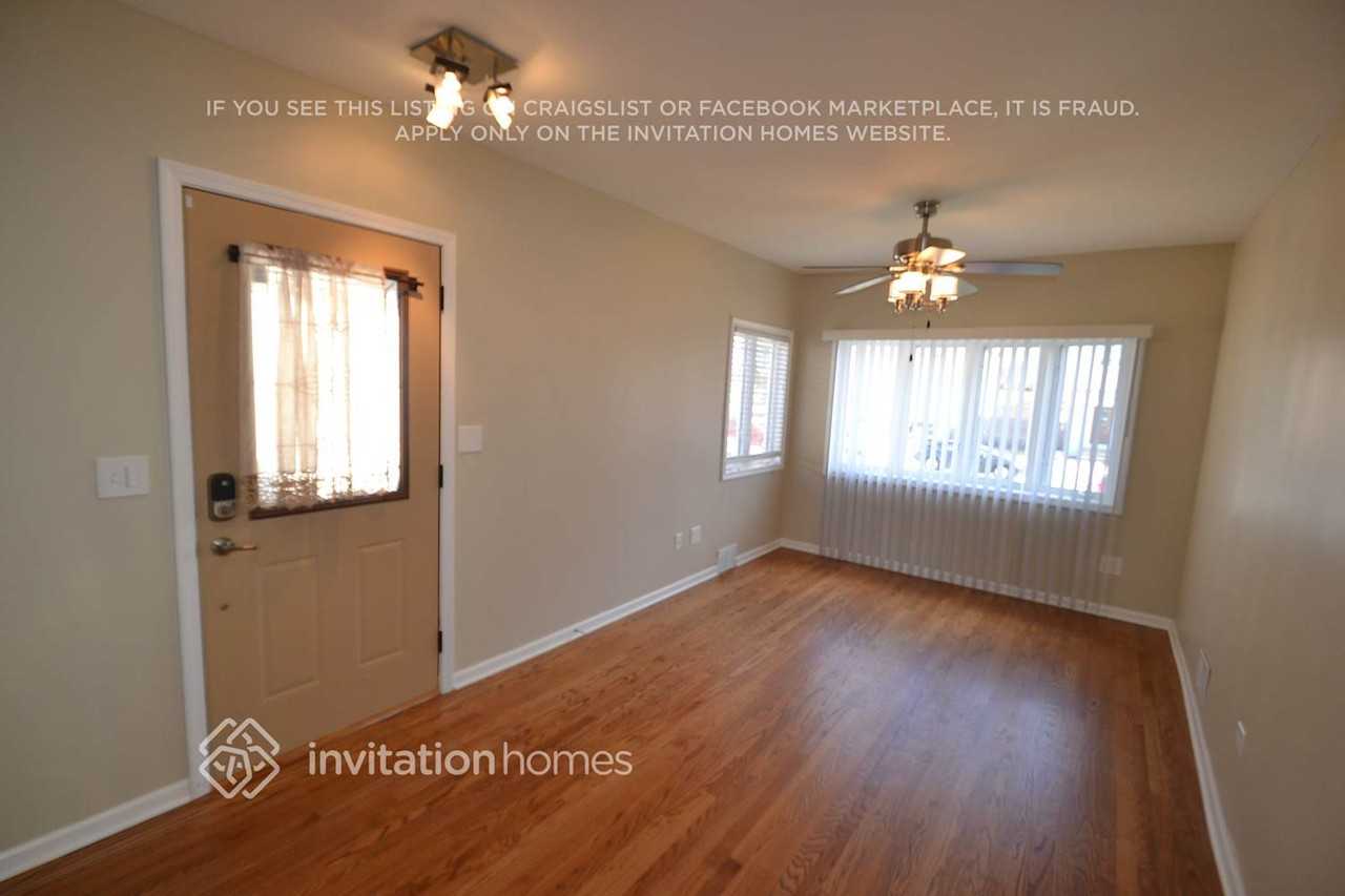 2418 N 75th Ct - Photo 2 of 12