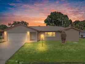 1143 Se Sabina Ln - Photo 1 of 1