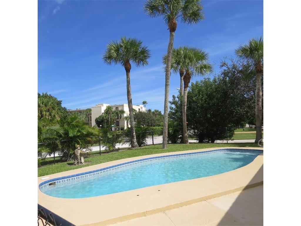 3735 Eagle Dr - Photo 3 of 32