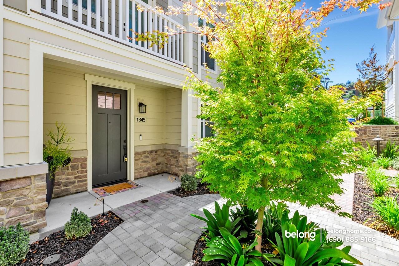 1345 Fifth Ave - Photo 2 of 17