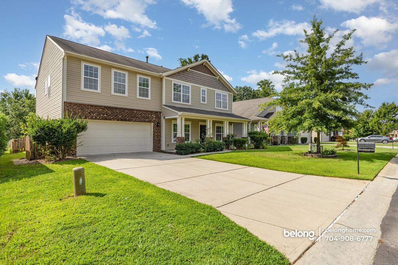 1505 Yellow Daisy Dr - Photo 2 of 28