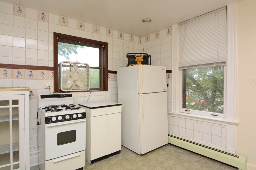 2825 W Shakespeare Ave #2 - Photo 5 of 21