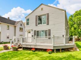 featured image of 611 10th St S