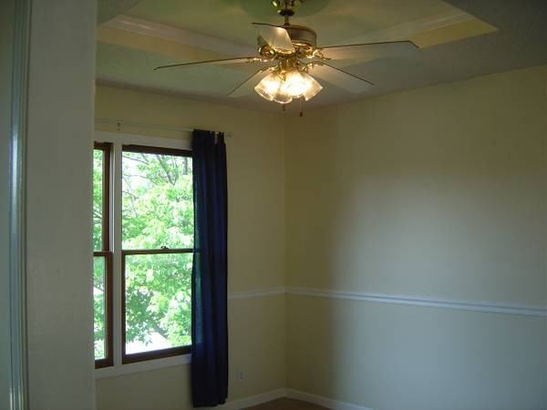1558 W Mulberry St #NA - Photo 5 of 8