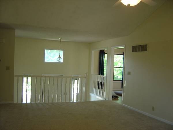 1558 W Mulberry St #NA - Photo 7 of 8