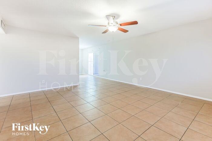 4649 E Bowker St - Photo 2 of 16