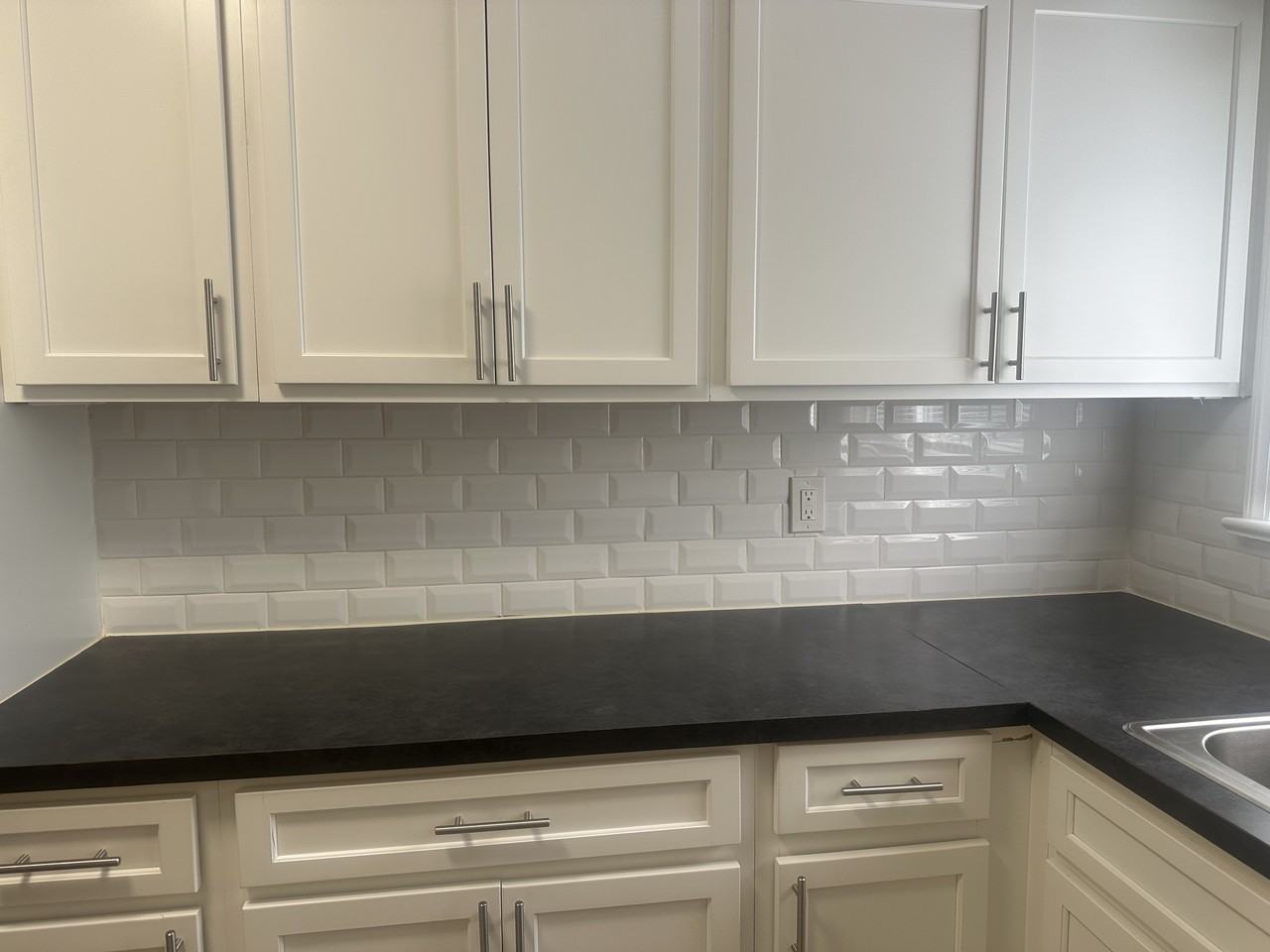 210 Broad Avenue #3B - Photo 4 of 23