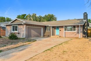 3421 Greenwood Cir - Photo 1 of 1