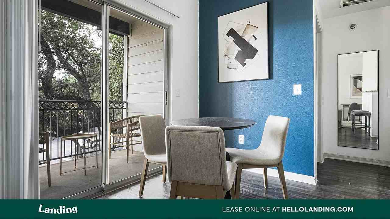 19275 Stone Oak Pkwy - Photo 3 of 50