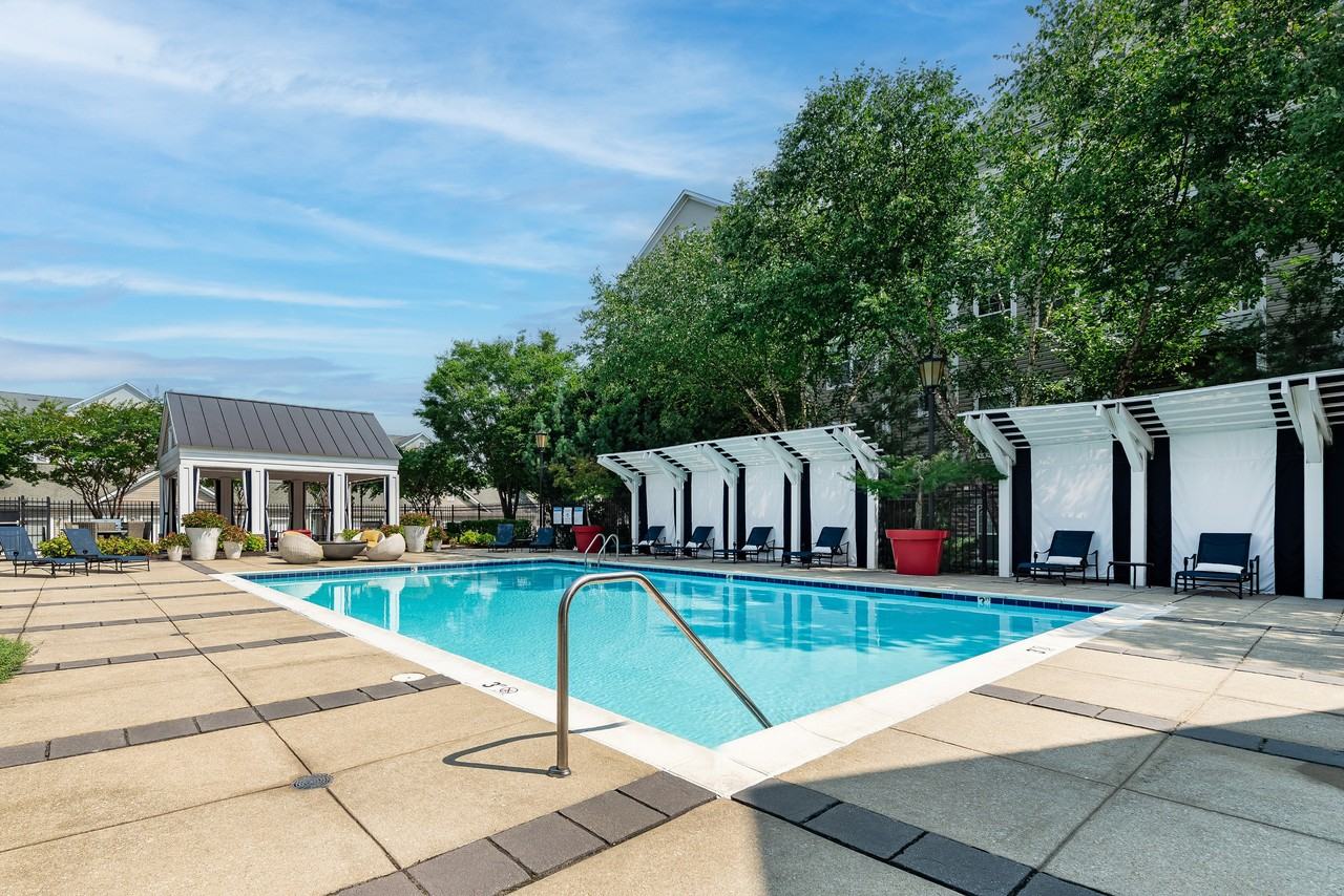 Belmont Station - Photo 2 of 50