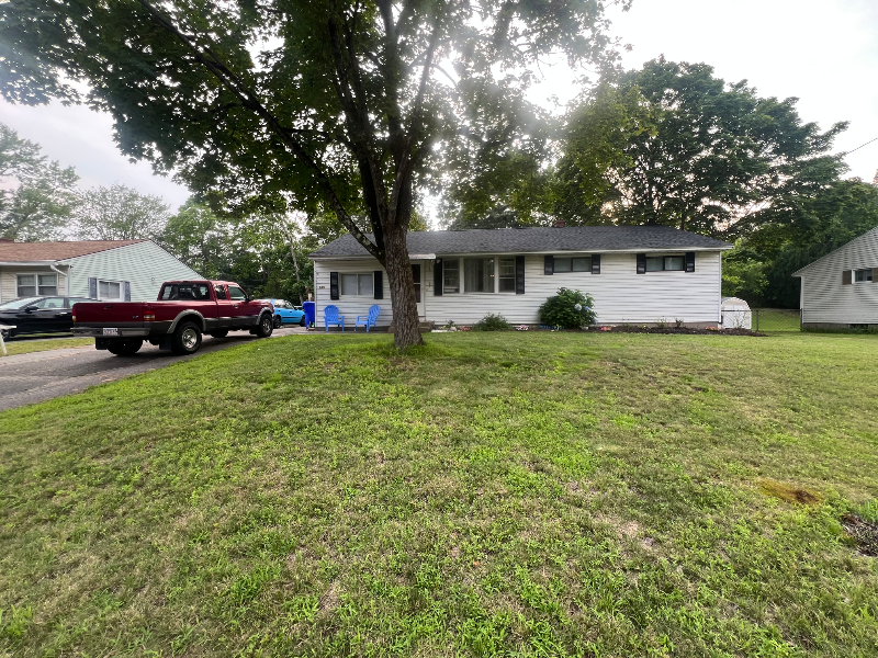 240 Greenaway Drive - Photo 7 of 22