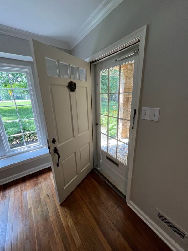 315 E Westfield Blvd - Photo 3 of 24