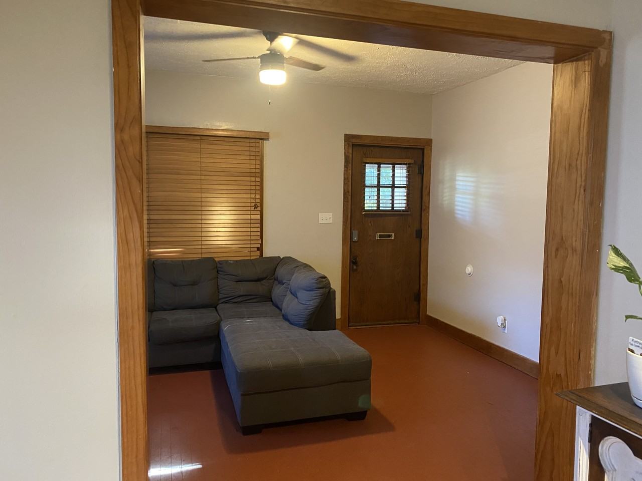 1132 N Pearce St #NA - Photo 3 of 15