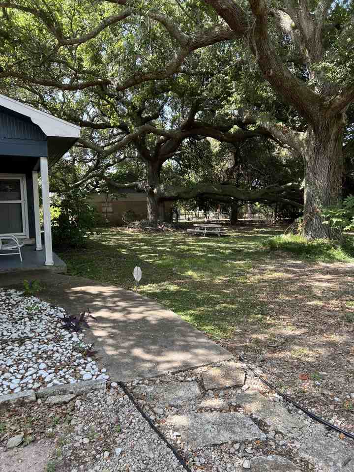 1436 Texas 124 - Photo 2 of 20