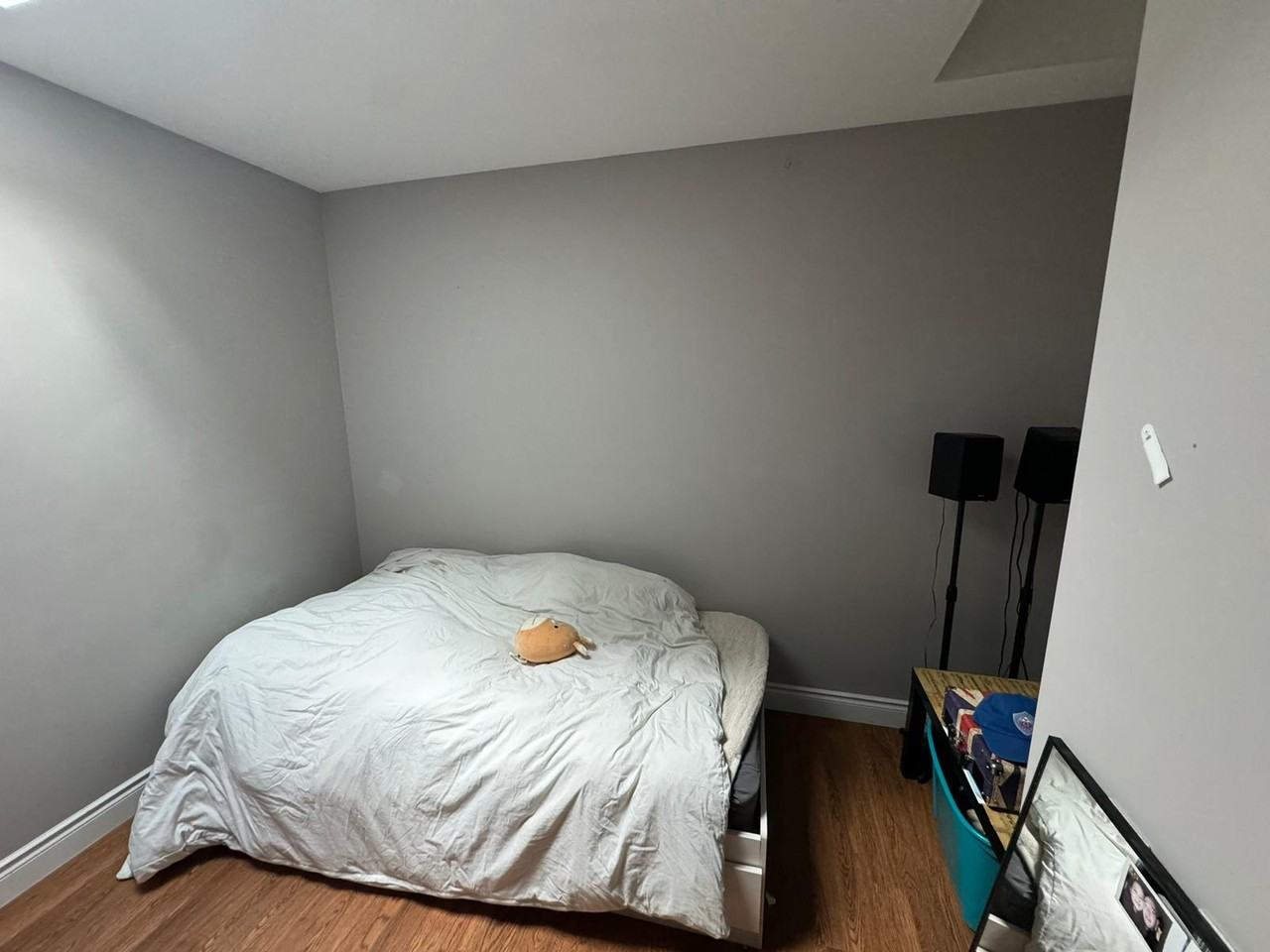 2487 Gerrard Street East #B - Photo 7 of 8