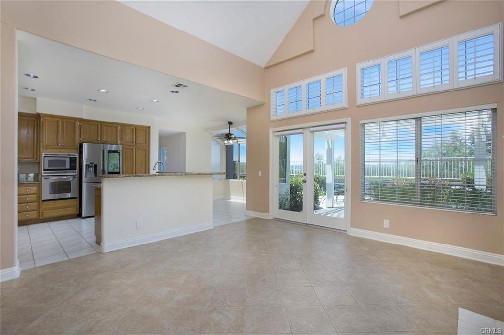 26711 Laurel Crest Dr - Photo 2 of 8