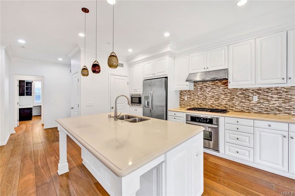 34 Somerton - Photo 3 of 8