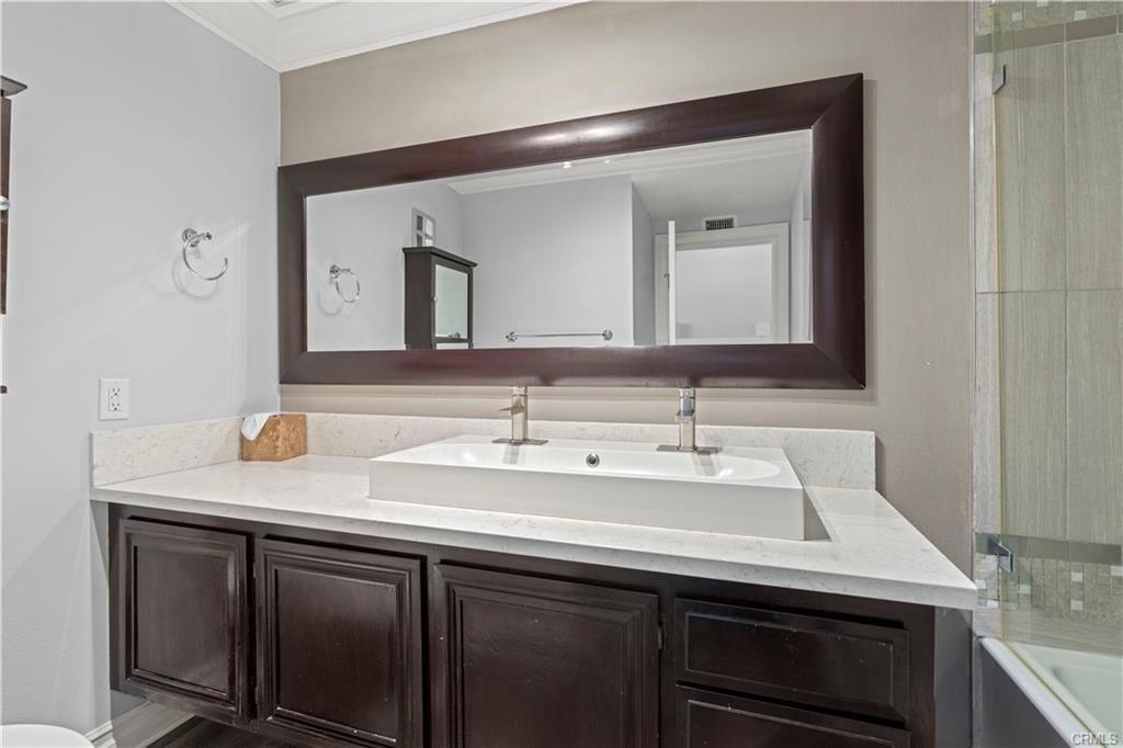 4359 Park Corona - Photo 2 of 8