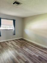37 Se 15th St #2 - Photo 1 of 1