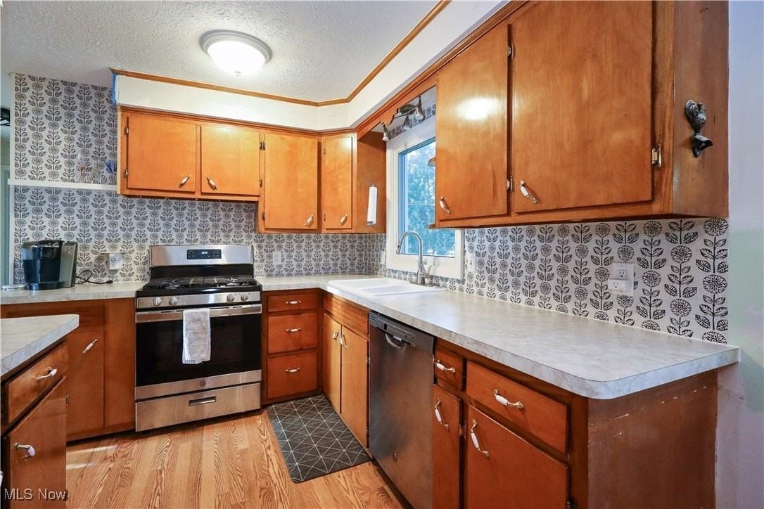 14269 Niagara Dr - Photo 2 of 24