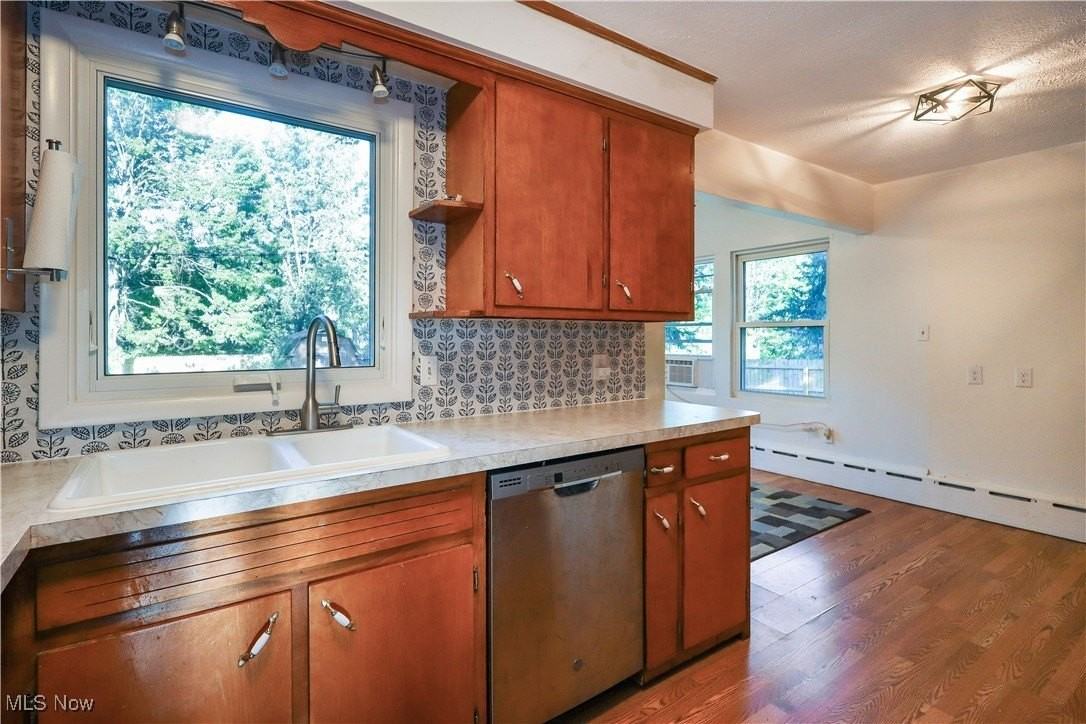 14269 Niagara Dr - Photo 3 of 24