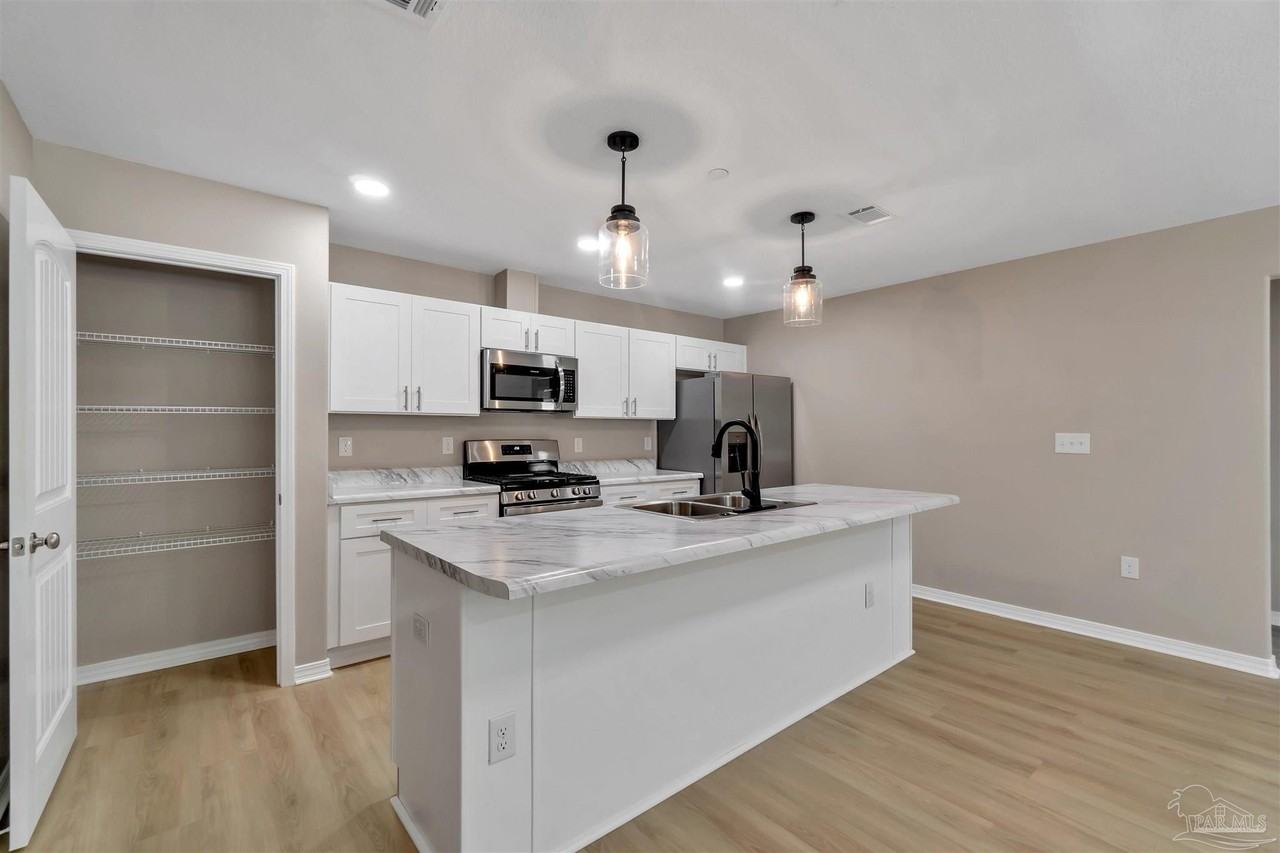 50 Fulton Ave Bldg B - Photo 5 of 22