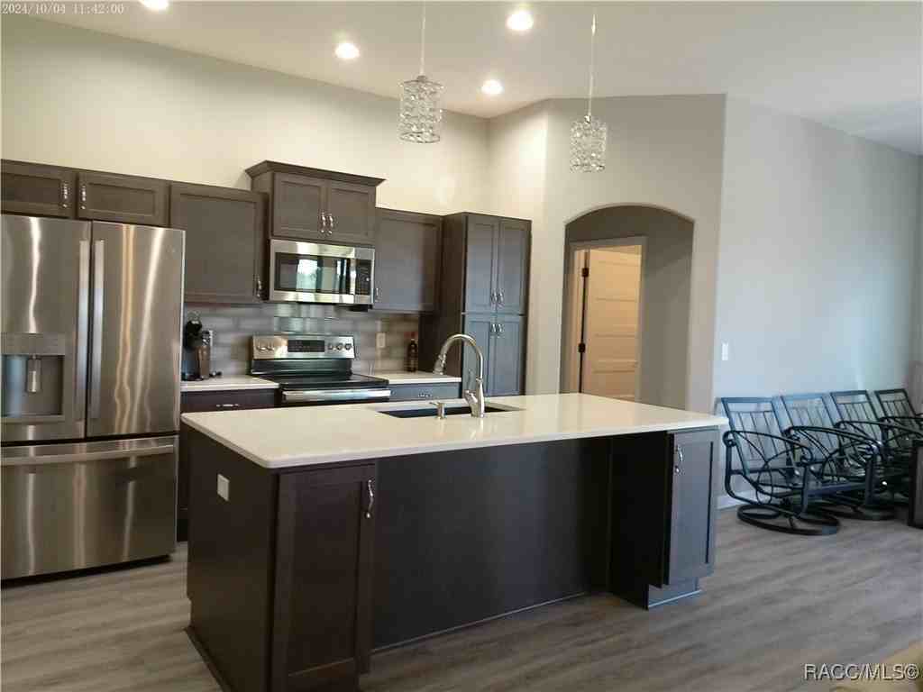 1381 N Spend A Buck Dr - Photo 6 of 33