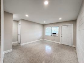 2502 Avenue F #C - Photo 1 of 1